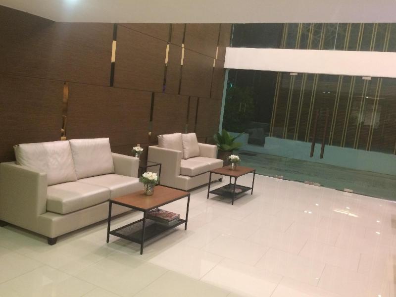 185 Residence Khon Kaen Bagian luar foto