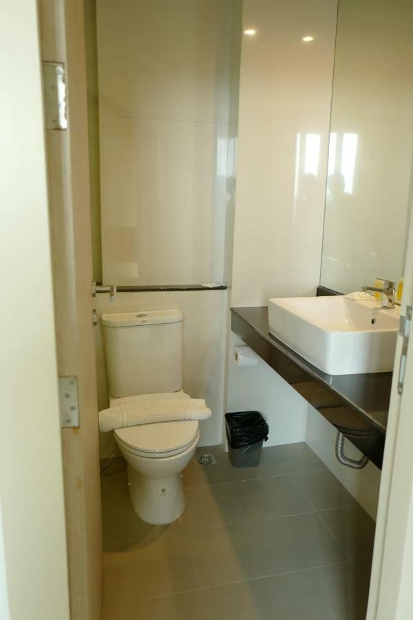 185 Residence Khon Kaen Bagian luar foto